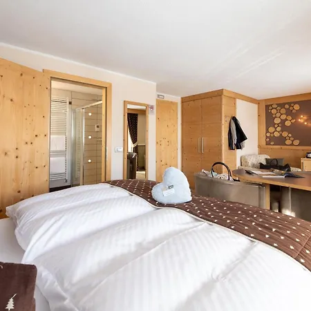 Al Nin Hotel&spa Ливиньо